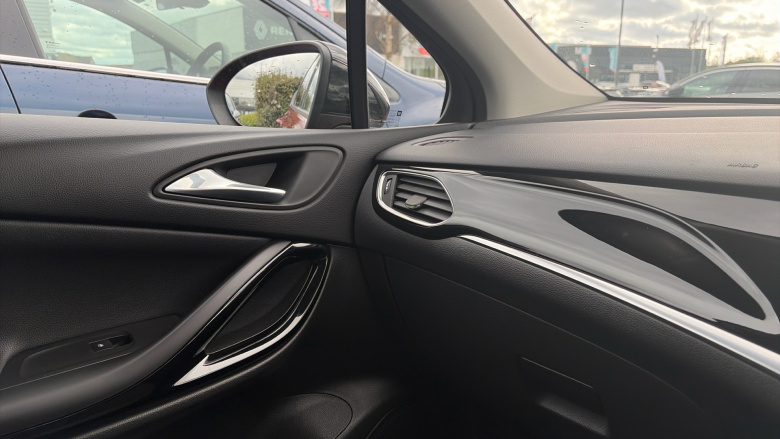 Vauxhall Astra 1.2 Turbo 145 Griffin Edition 5dr Petrol Hatchback
